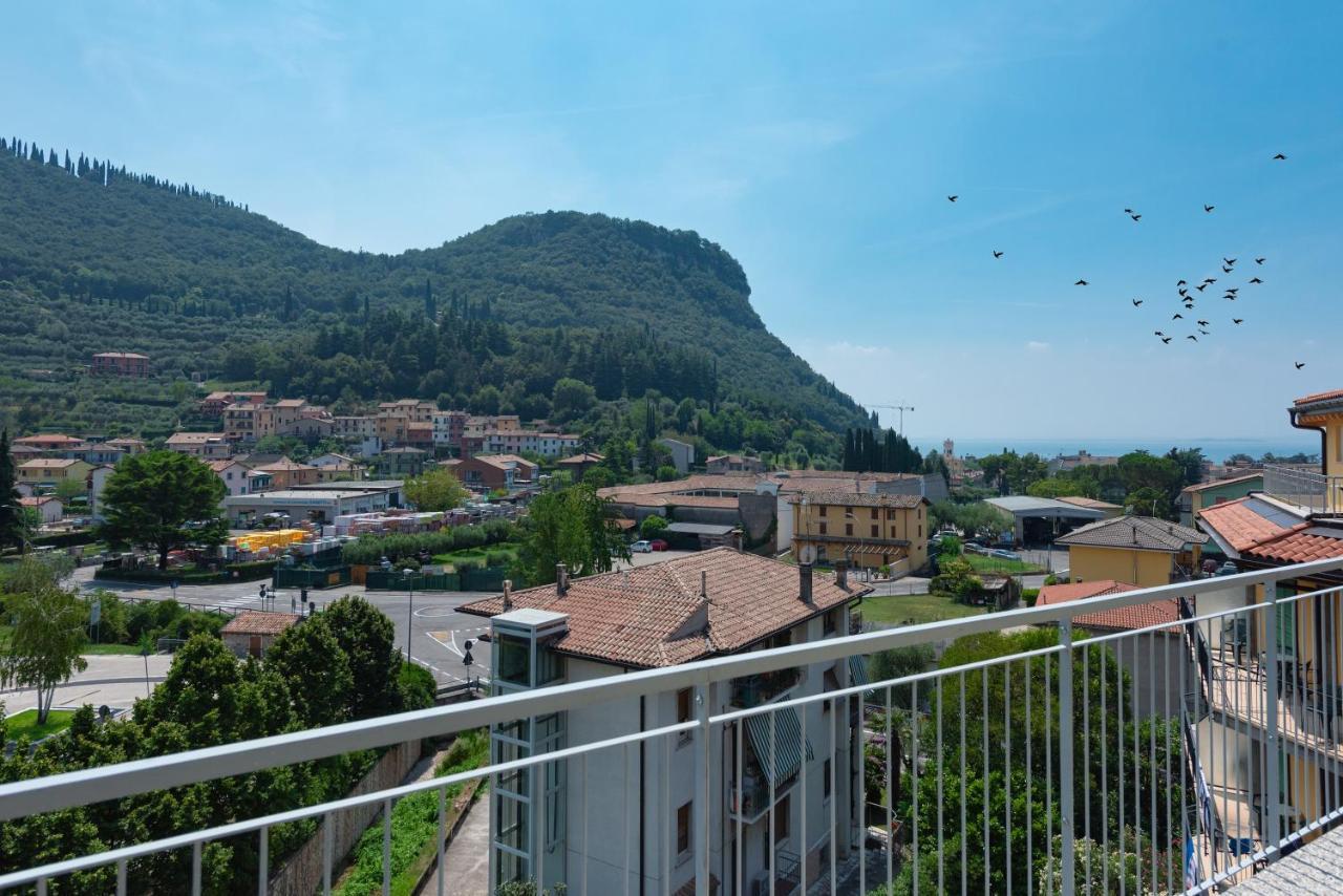 Hotel Palme & Suite Garda  Exterior photo