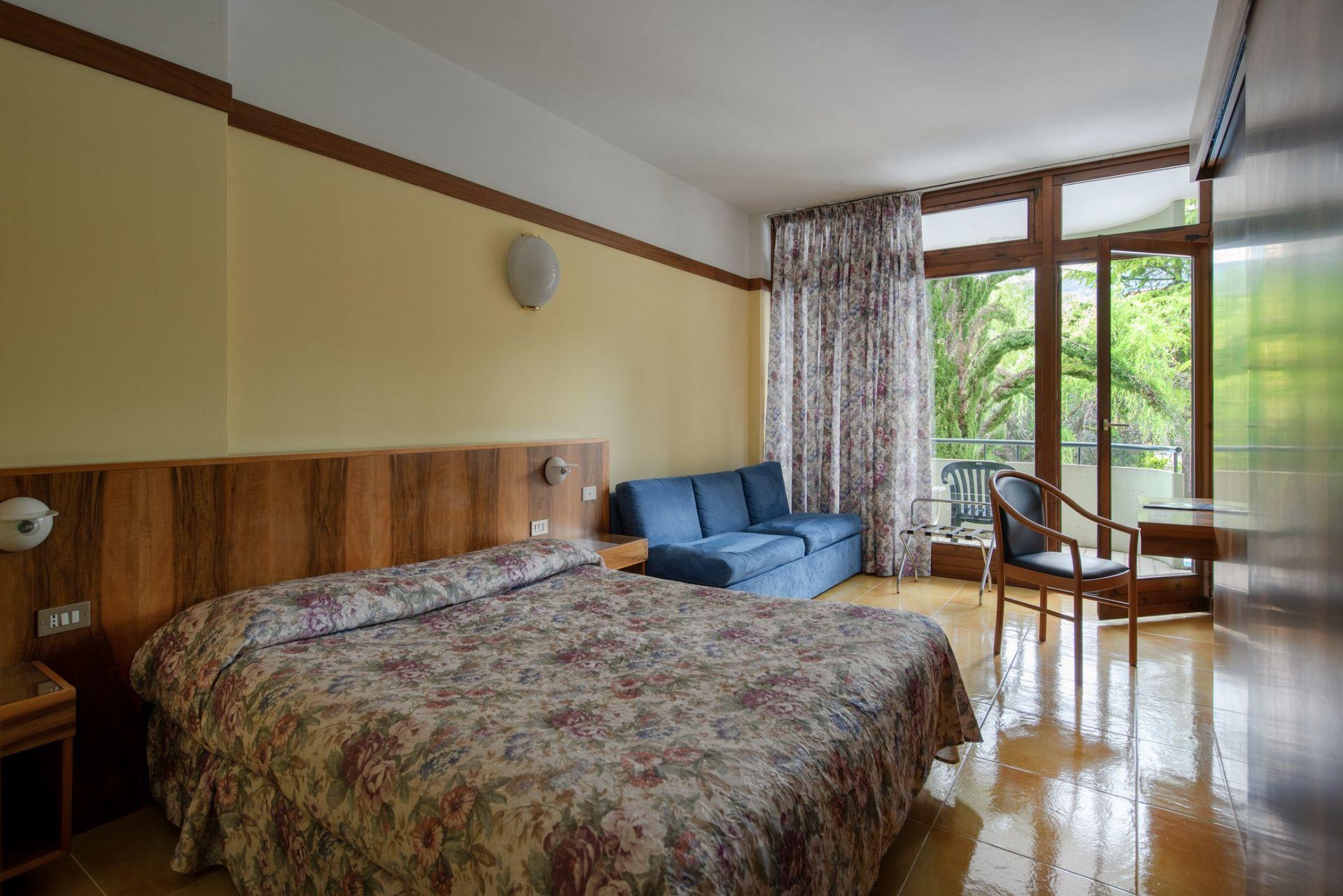 Hotel Palme & Suite Garda  Exterior photo